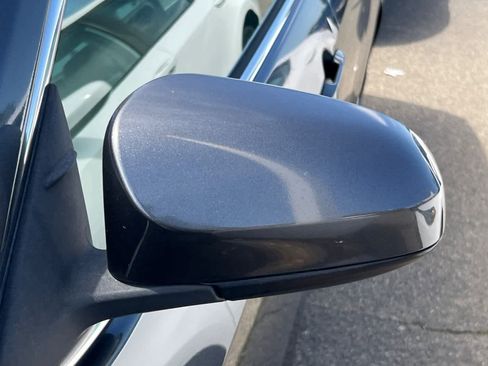 Used 2012 Toyota Camry LE FWD image 9