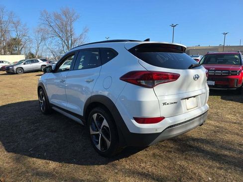 Used 2018 Hyundai Tucson Value w/ Cargo Package image 3