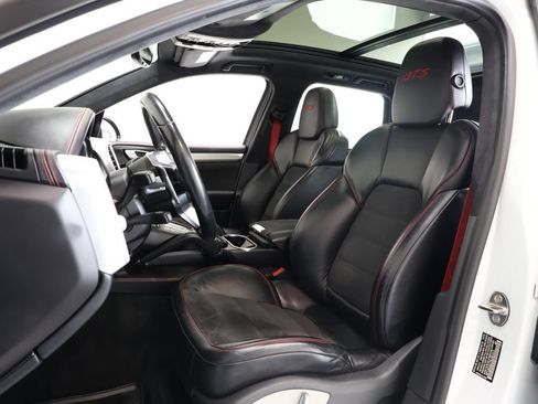 Used 2017 Porsche Cayenne GTS AWD/4WD image 19