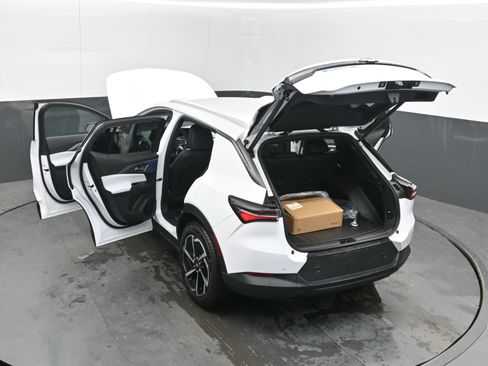 New 2026 Chevrolet Equinox EV LT AWD/4WD image 50