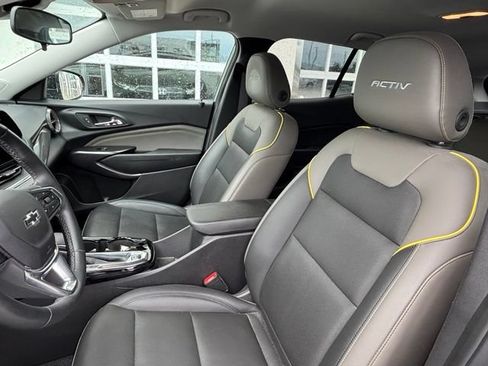 Used 2025 Chevrolet Trax ACTIV w/ Driver Confidence Package FWD image 9