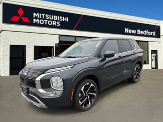 Used 2024 Mitsubishi Outlander SE video 1
