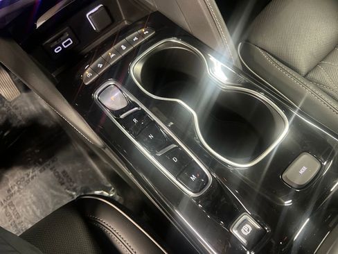 Certified 2023 Buick Envision Avenir AWD/4WD image 26