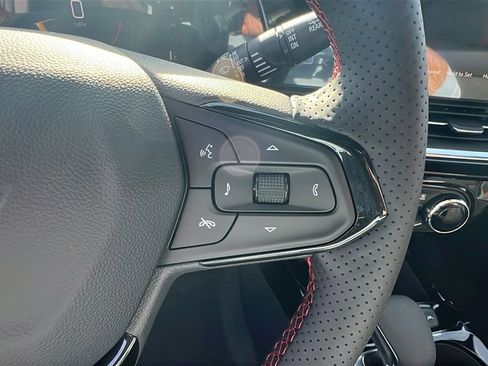 New 2026 Chevrolet Trax RS w/ Driver Confidence Package image 20