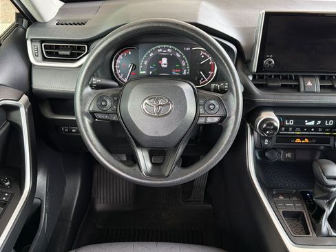 Certified 2023 Toyota RAV4 XLE FWD image 14