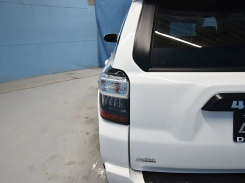 Used 2024 Toyota 4Runner TRD Off-Road Premium image 37