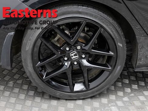 Used 2023 Honda Civic Sport image 29