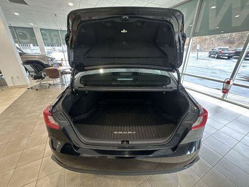 Certified 2025 Toyota Camry SE image 21