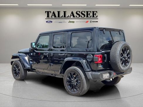 Used 2024 Jeep Wrangler Unlimited Sahara AWD/4WD image 22