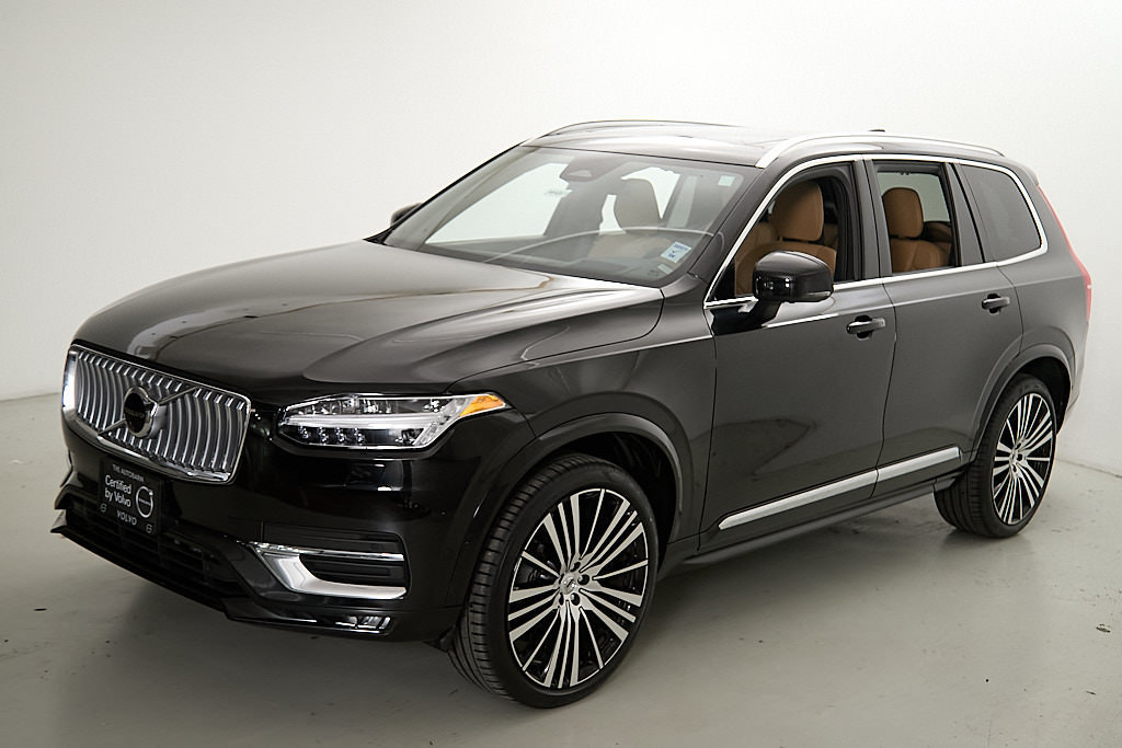 Certified 2023 Volvo XC90 B6 Ultimate w/ Protection Package Premier AWD/4WD image 6
