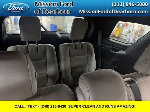 Used 2019 Ford Explorer XLT AWD/4WD image 9