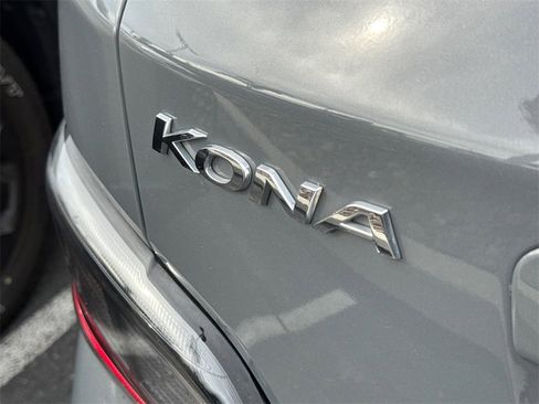 Used 2023 Hyundai Kona SE w/ Cargo Package image 19