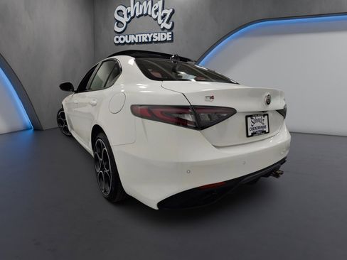 New 2025 Alfa Romeo Giulia AWD w/ Veloce Package AWD image 10