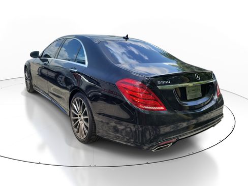 Used 2015 Mercedes-Benz S 550 Sedan image 3