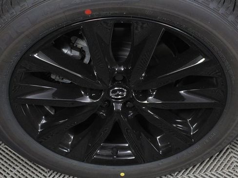 Used 2023 MAZDA CX-9 Touring Plus image 9