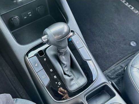 Used 2018 Kia Forte EX FWD image 17