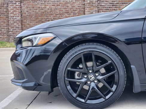 Certified 2023 Honda Civic Sport image 10