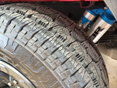 Used 2018 Ford F150 Raptor w/ Equipment Group 802A Luxury image 26