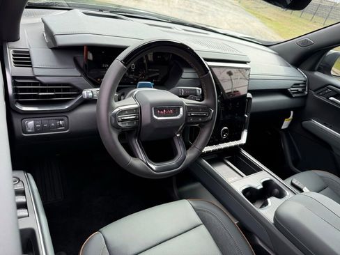 New 2026 GMC Acadia AT4 w/ Super Cruise Package image 3