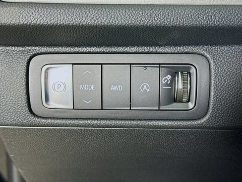 New 2026 Chevrolet Traverse LT AWD/4WD image 12