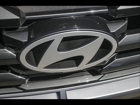 Certified 2025 Hyundai Tucson SEL FWD image 7
