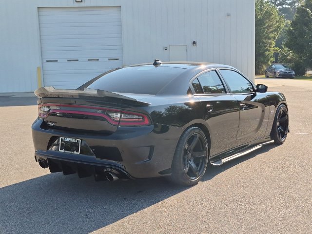 Used 2019 Dodge Charger Scat Pack w/ Plus Group RWD image 3