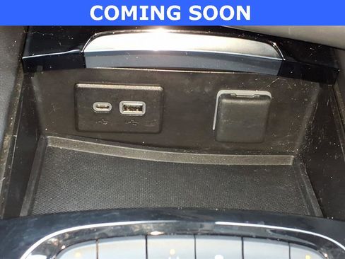 Used 2023 Buick Envision Essence image 16