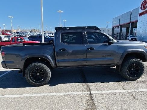 Used 2021 Toyota Tacoma Limited w/ Nightshade Package image 19
