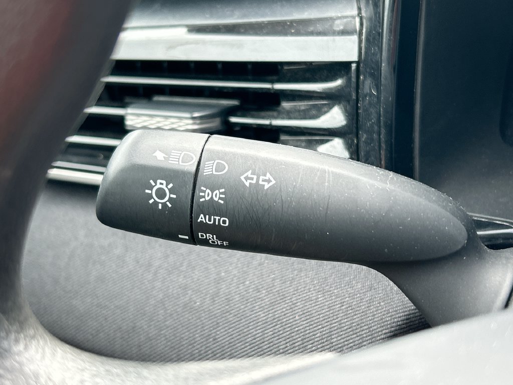 Used 2025 Toyota Camry LE FWD image 20