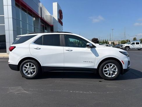 Used 2022 Chevrolet Equinox LT FWD image 8
