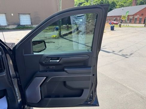 Used 2022 GMC Sierra 1500 AT4X AWD/4WD image 12