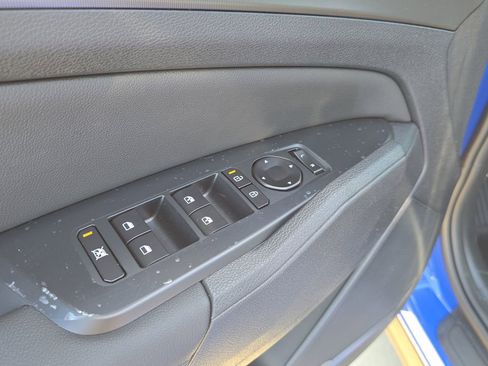 New 2026 Kia Sportage EX FWD image 20