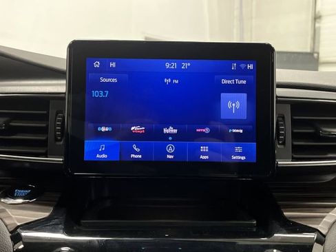 Used 2023 Ford Explorer Limited image 20