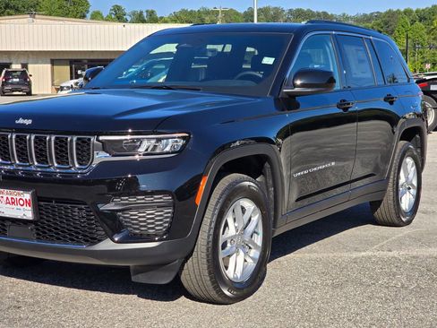 New 2025 Jeep Grand Cherokee Laredo X w/ Luxury Tech Group I image 42