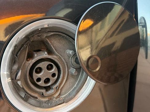 Used 2013 Ford C-MAX Energi SEL image 46