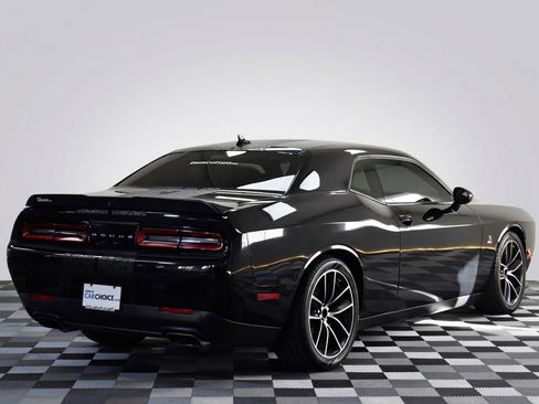 Used 2018 Dodge Challenger R/T Scat Pack w/ Leather Interior Group image 6