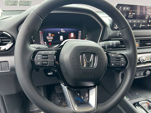 New 2026 Honda Pilot Touring image 12