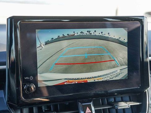 Certified 2023 Toyota Corolla LE image 28