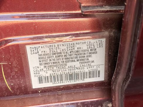 Used 2025 Nissan Sentra SV w/ Trunk Package FWD image 10