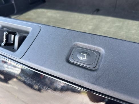 Used 2025 Ford Expedition Max King Ranch AWD/4WD image 17