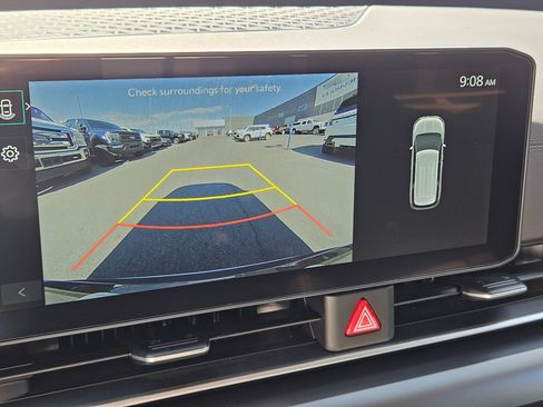 Used 2026 Kia Carnival FWD image 23