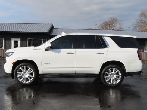 Used 2021 Chevrolet Tahoe High Country w/ Premium Package image 3