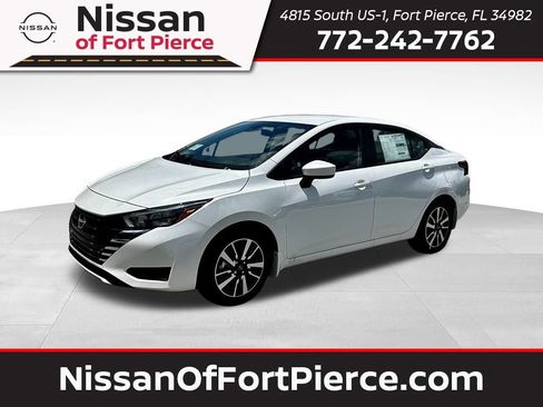 New 2025 Nissan Versa SV w/ Trunk Package image 1