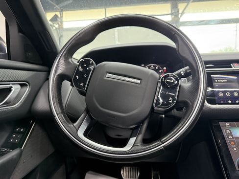 Used 2019 Land Rover Range Rover Velar R-Dynamic SE AWD/4WD image 10