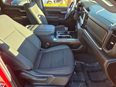 Used 2023 Chevrolet Silverado 1500 RST image 15