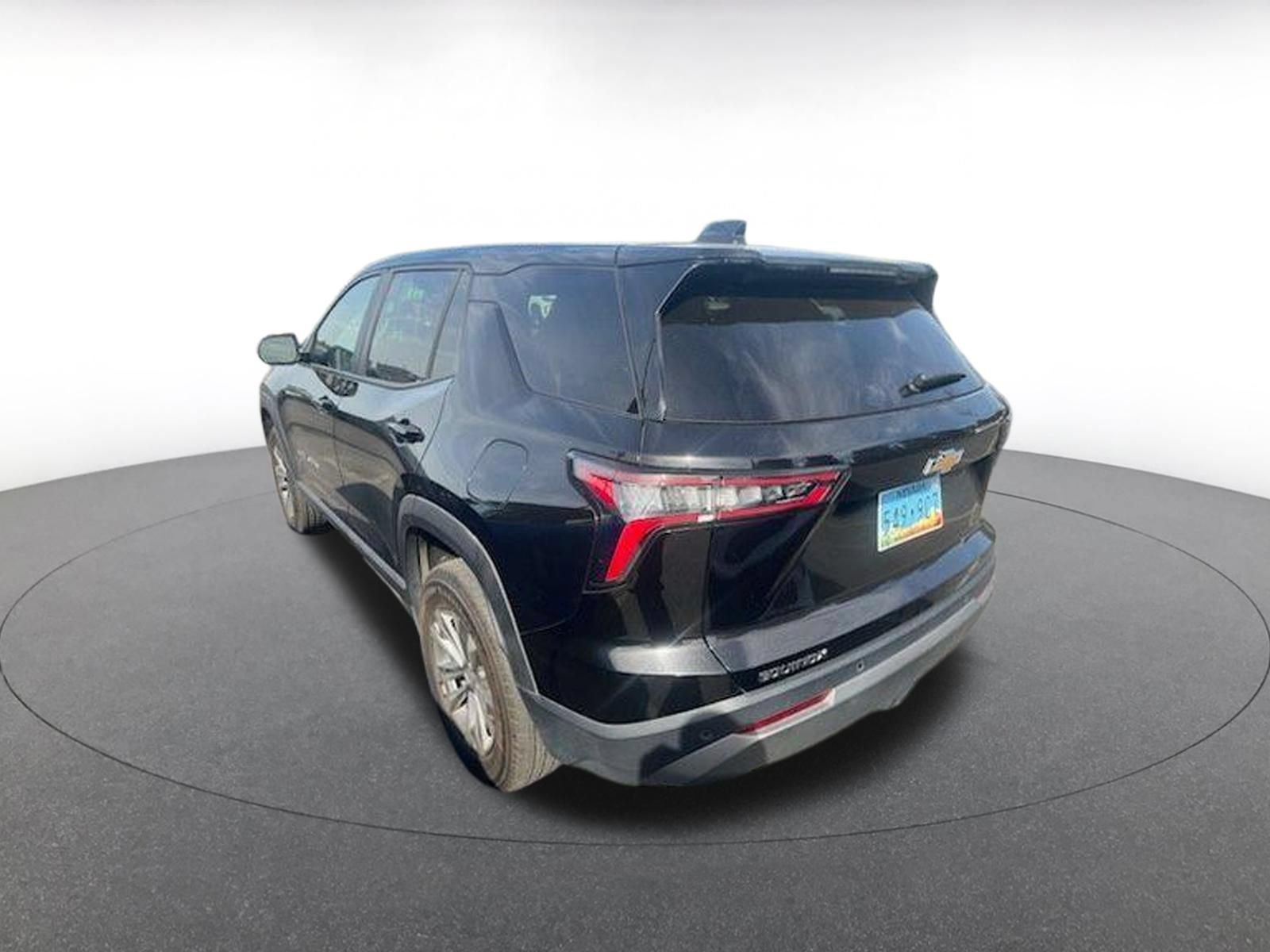 Used 2025 Chevrolet Equinox LT FWD image 8