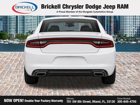 Used 2022 Dodge Charger SXT RWD image 3