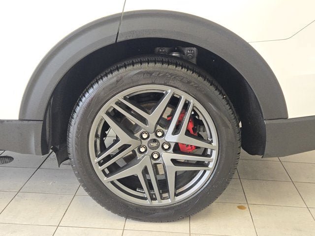 Used 2025 Ford Explorer ST AWD/4WD image 13
