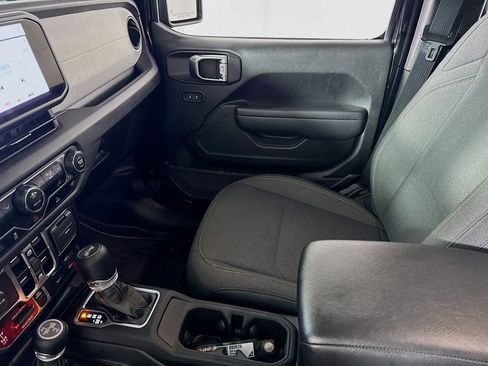 Used 2025 Jeep Wrangler Unlimited Sport S 4xe image 22