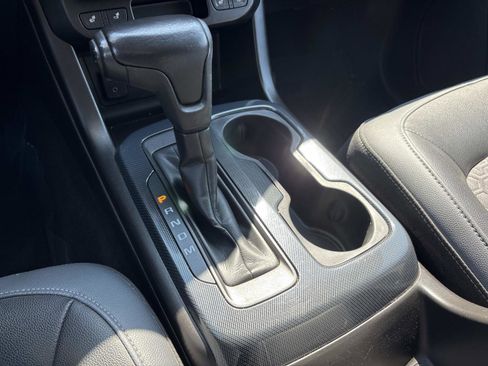 Used 2016 Chevrolet Colorado Z71 RWD image 21